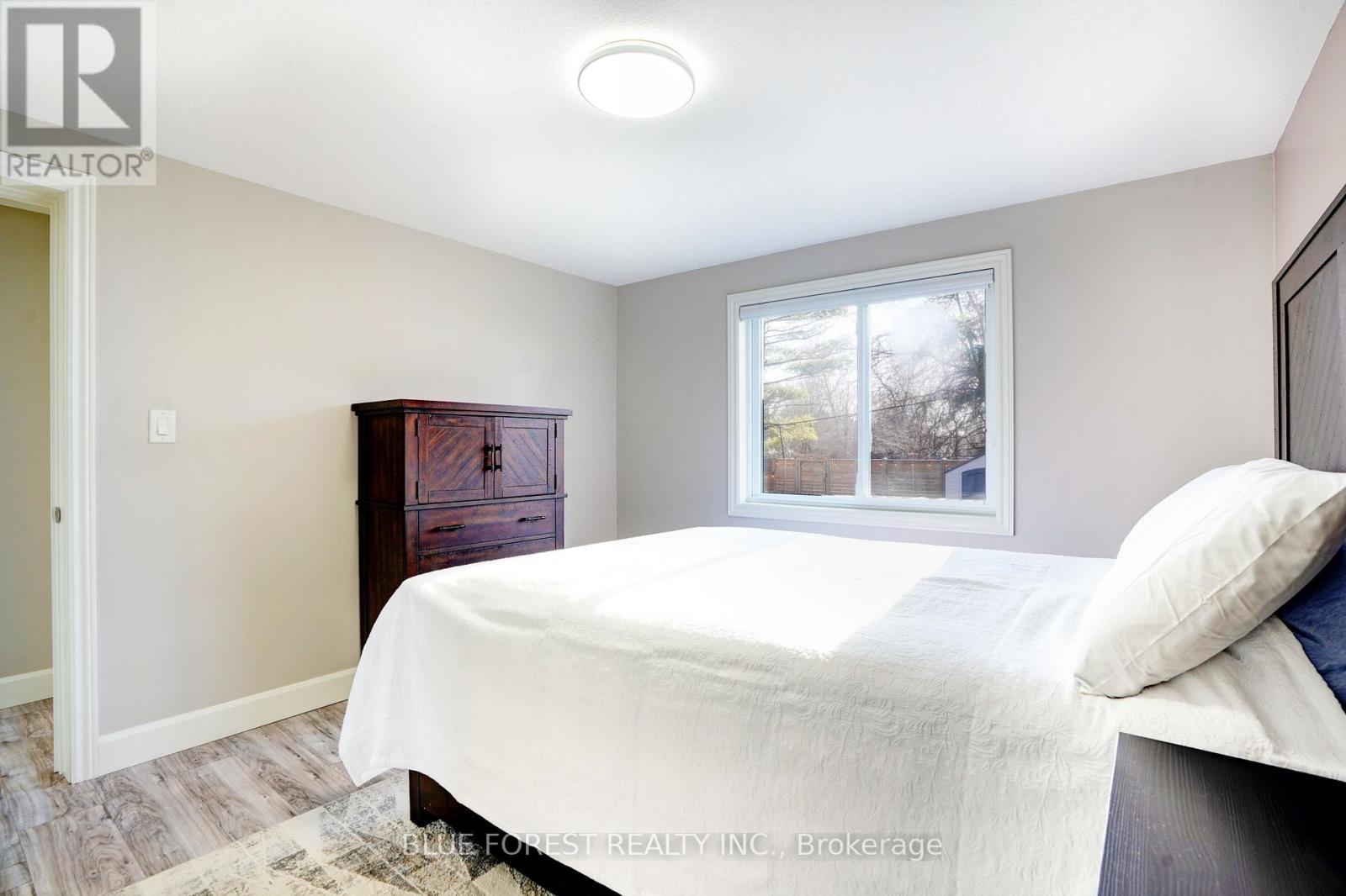 25 Holiday Avenue, London South, Ontario  N6E 1M9 - Photo 17 - X12974548