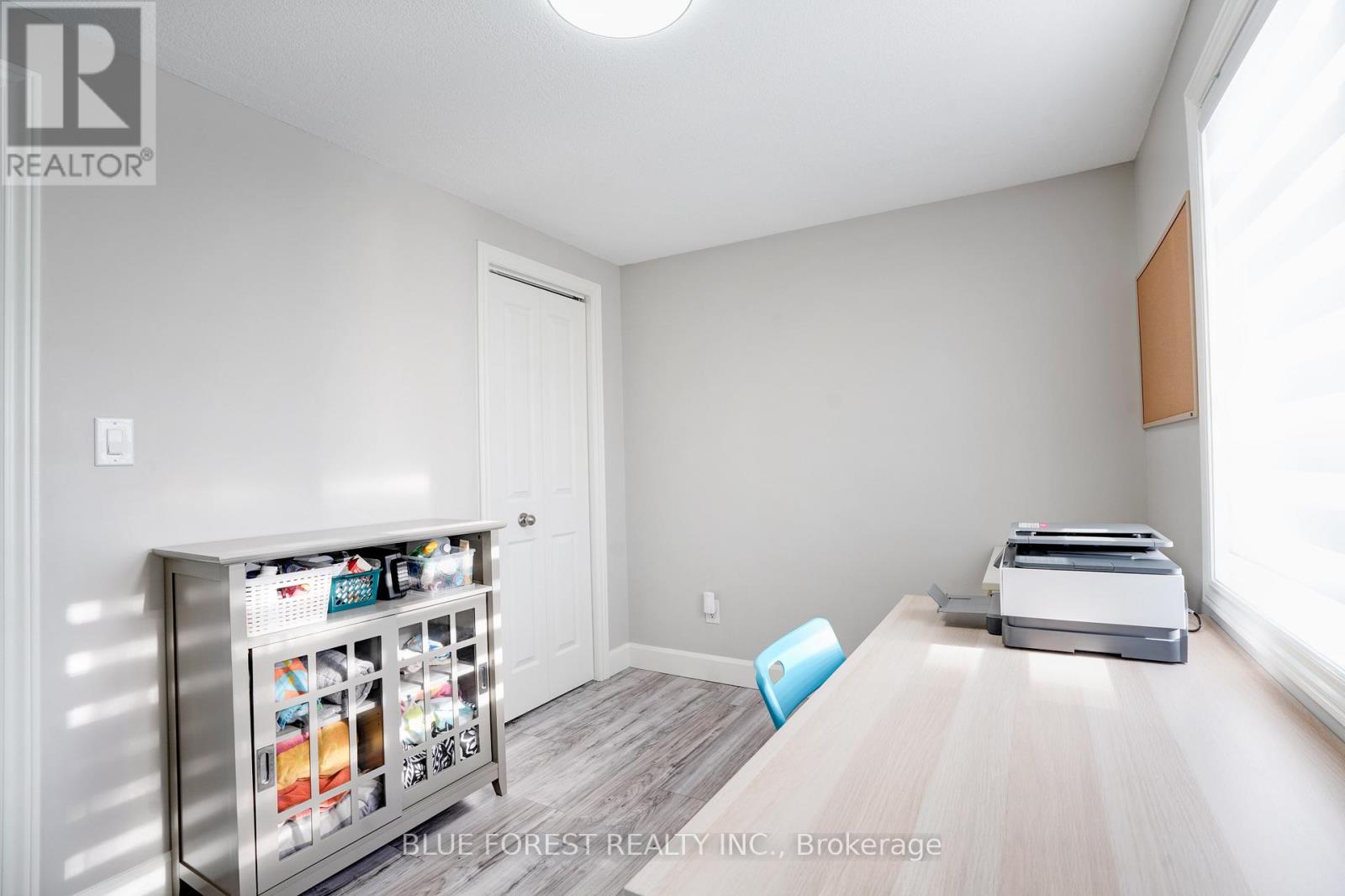 25 Holiday Avenue, London South, Ontario  N6E 1M9 - Photo 21 - X12974548