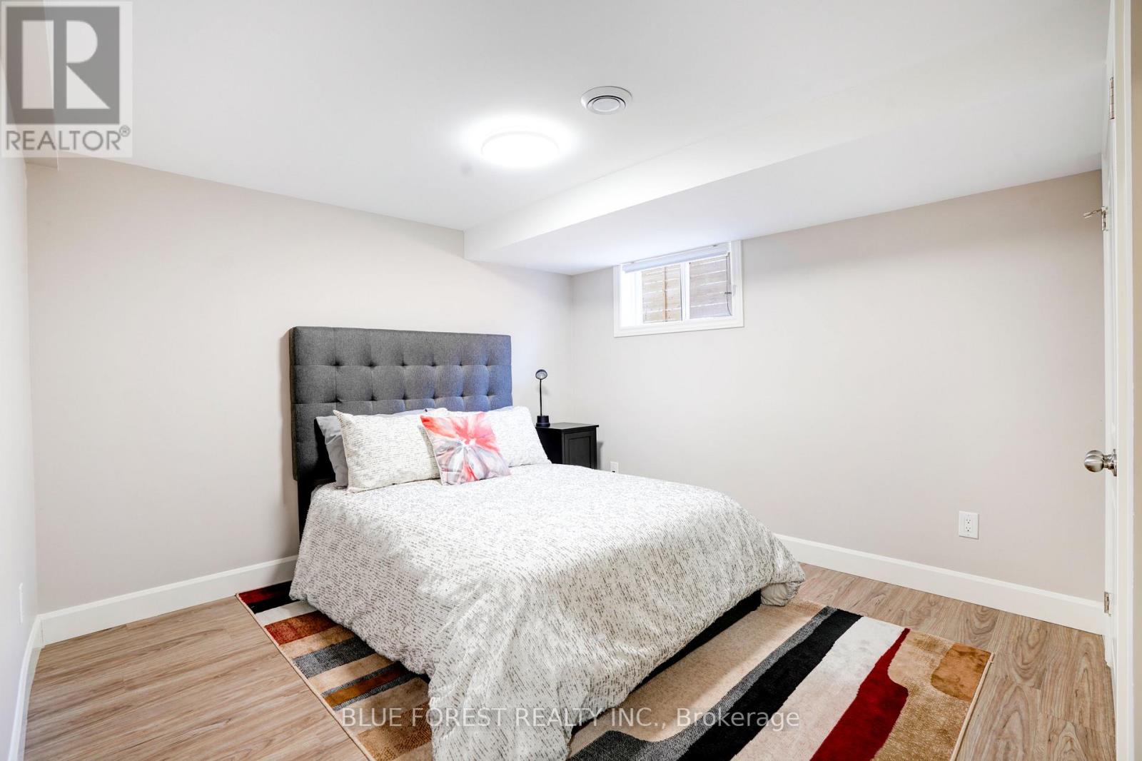 25 Holiday Avenue, London South, Ontario  N6E 1M9 - Photo 31 - X12974548