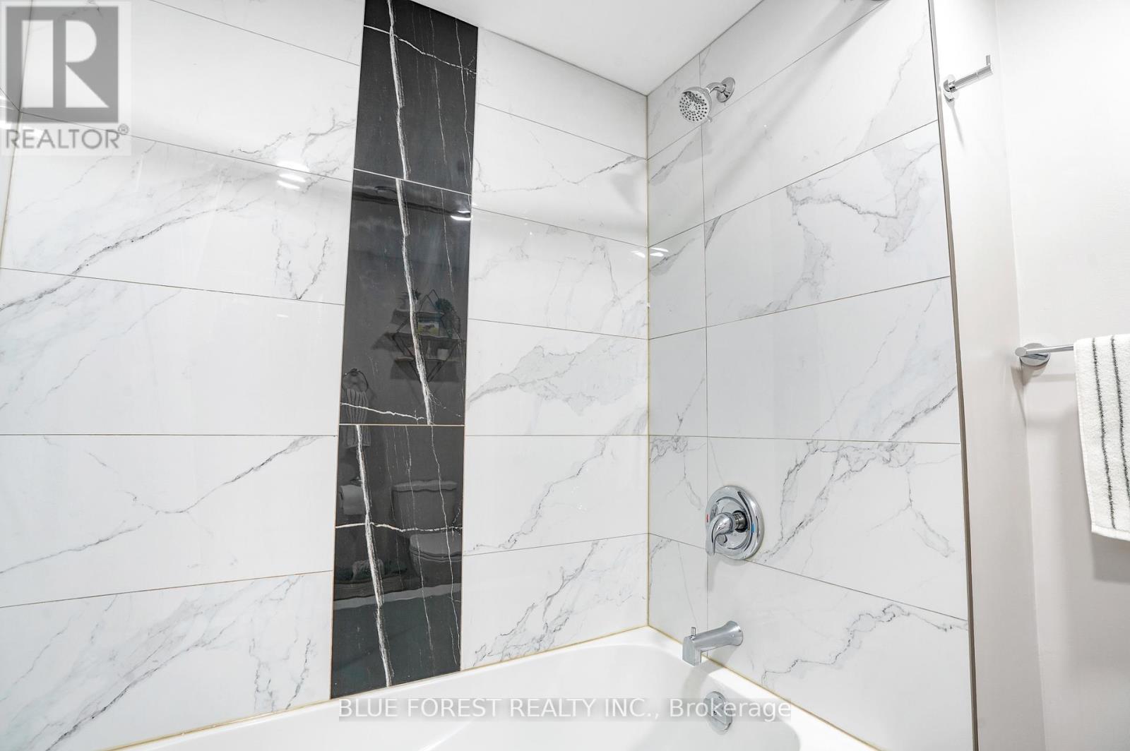 25 Holiday Avenue, London South, Ontario  N6E 1M9 - Photo 36 - X12974548