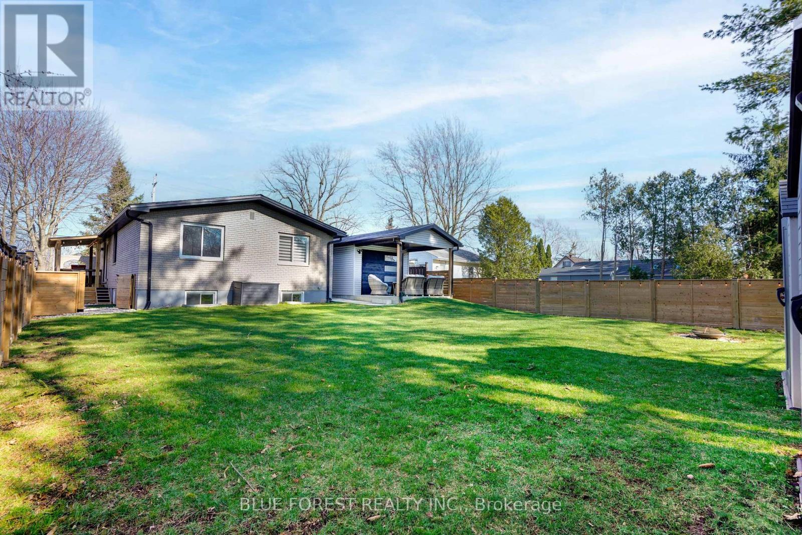 25 Holiday Avenue, London South, Ontario  N6E 1M9 - Photo 44 - X12974548