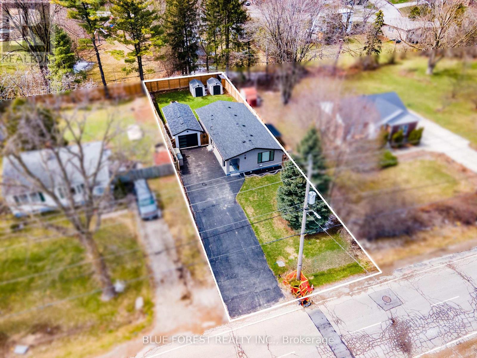 25 Holiday Avenue, London South, Ontario  N6E 1M9 - Photo 47 - X12974548