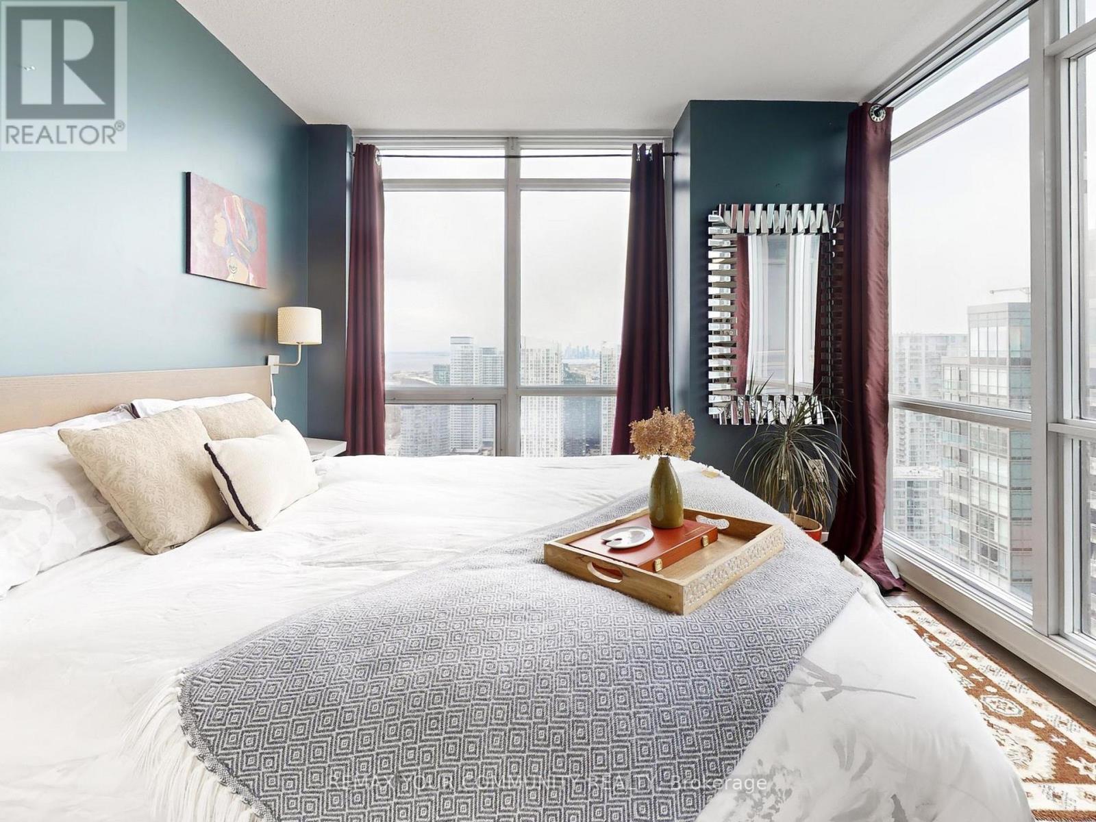 4803 - 11 Brunel Court, Toronto, Ontario  M5V 3Y3 - Photo 11 - C12974570