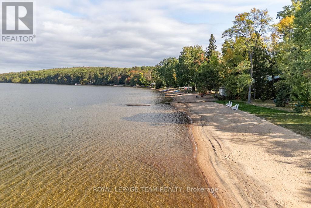 42153b Combermere Road S, Madawaska Valley, Ontario  K0J 1B0 - Photo 11 - X12974562