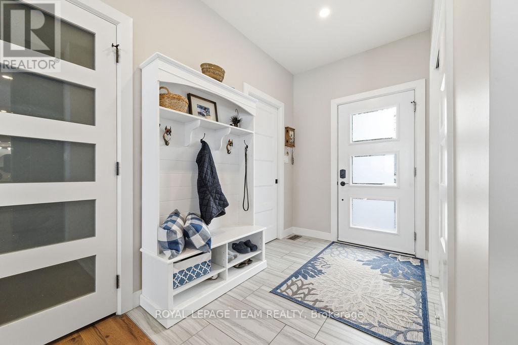 42153b Combermere Road S, Madawaska Valley, Ontario  K0J 1B0 - Photo 12 - X12974562