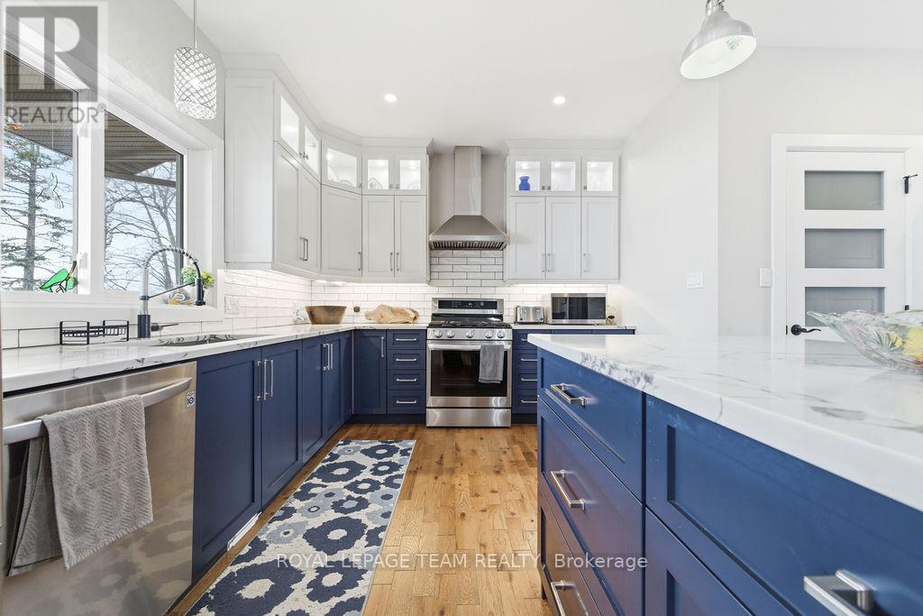 42153b Combermere Road S, Madawaska Valley, Ontario  K0J 1B0 - Photo 21 - X12974562