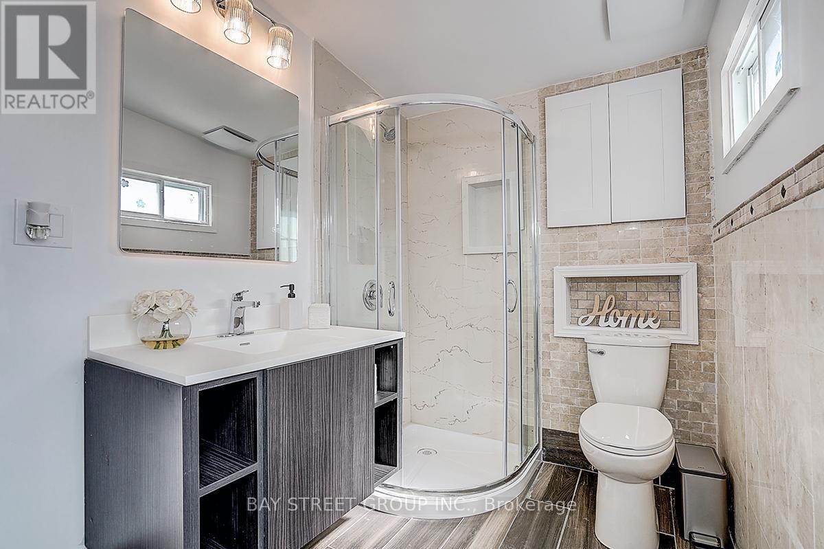 85 Donlands Avenue, Toronto, Ontario  M4J 3N9 - Photo 25 - E12974522