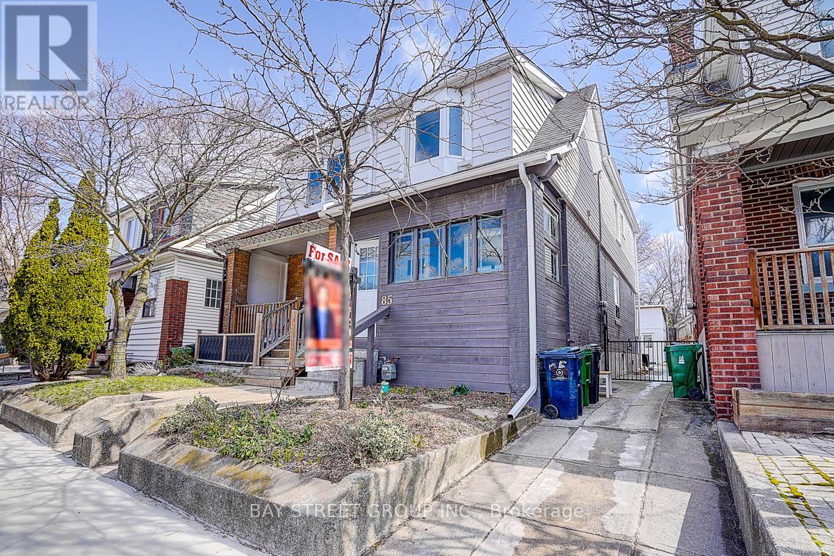 85 Donlands Avenue, Toronto, Ontario  M4J 3N9 - Photo 3 - E12974522