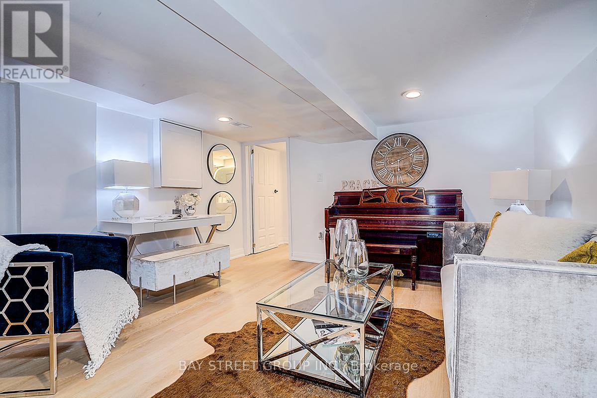 85 Donlands Avenue, Toronto, Ontario  M4J 3N9 - Photo 37 - E12974522