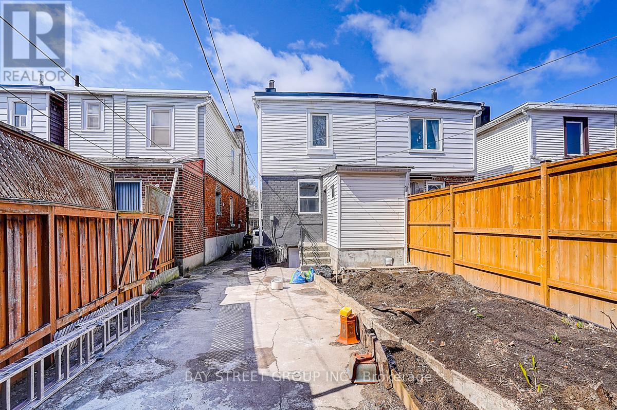 85 Donlands Avenue, Toronto, Ontario  M4J 3N9 - Photo 45 - E12974522