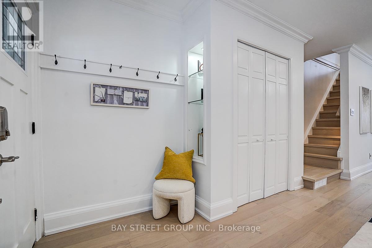 85 Donlands Avenue, Toronto, Ontario  M4J 3N9 - Photo 6 - E12974522