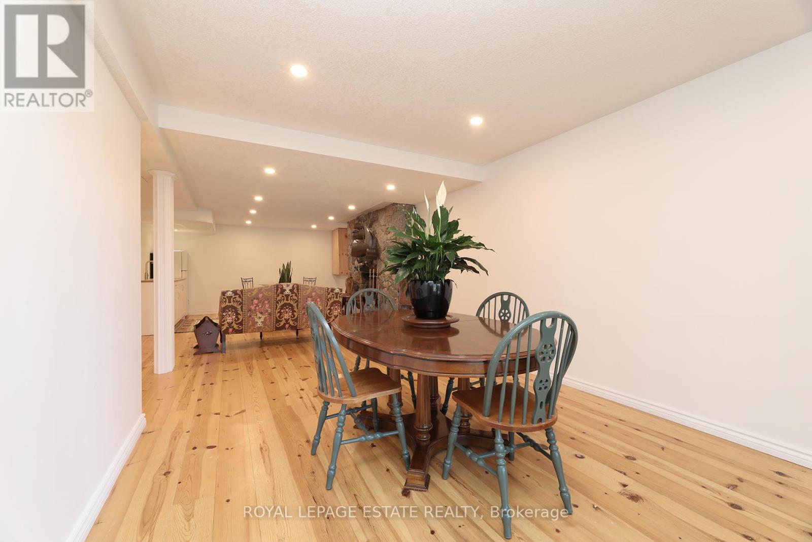 898 Beaufort Court, Oshawa, Ontario  L1G 7J7 - Photo 42 - E12974528