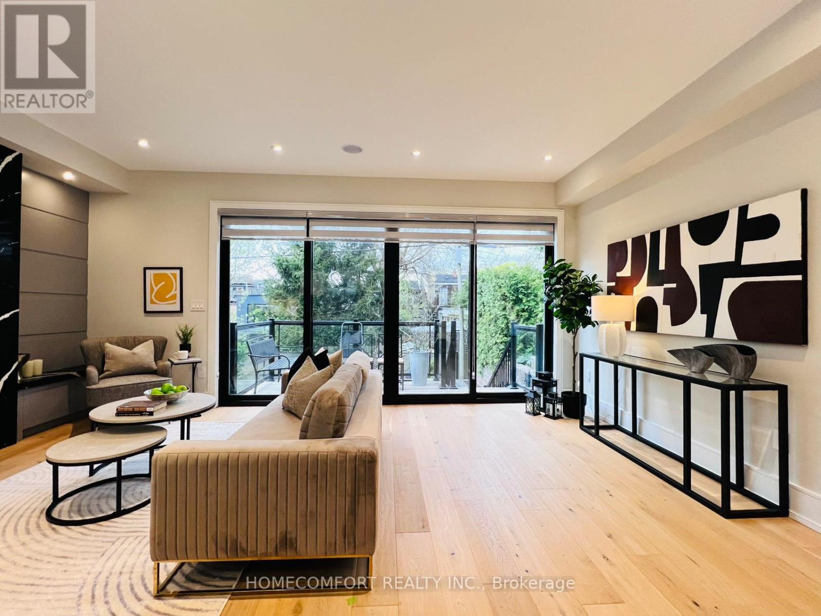 70 Bellefair Avenue, Toronto, Ontario  M4L 3T8 - Photo 11 - E12974578