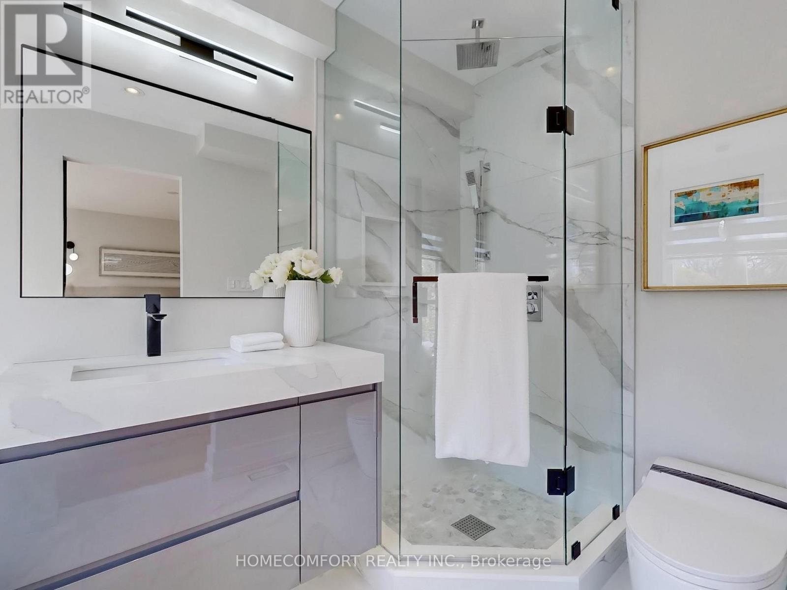 70 Bellefair Avenue, Toronto, Ontario  M4L 3T8 - Photo 22 - E12974578