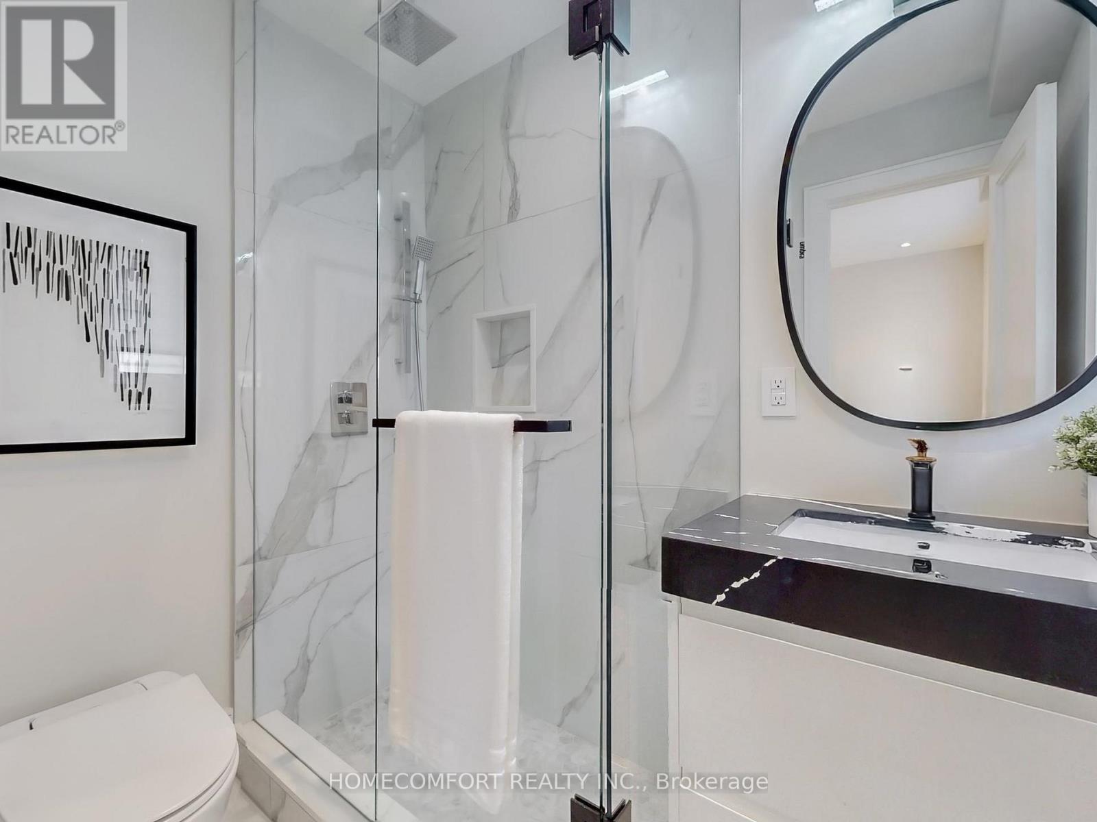 70 Bellefair Avenue, Toronto, Ontario  M4L 3T8 - Photo 24 - E12974578