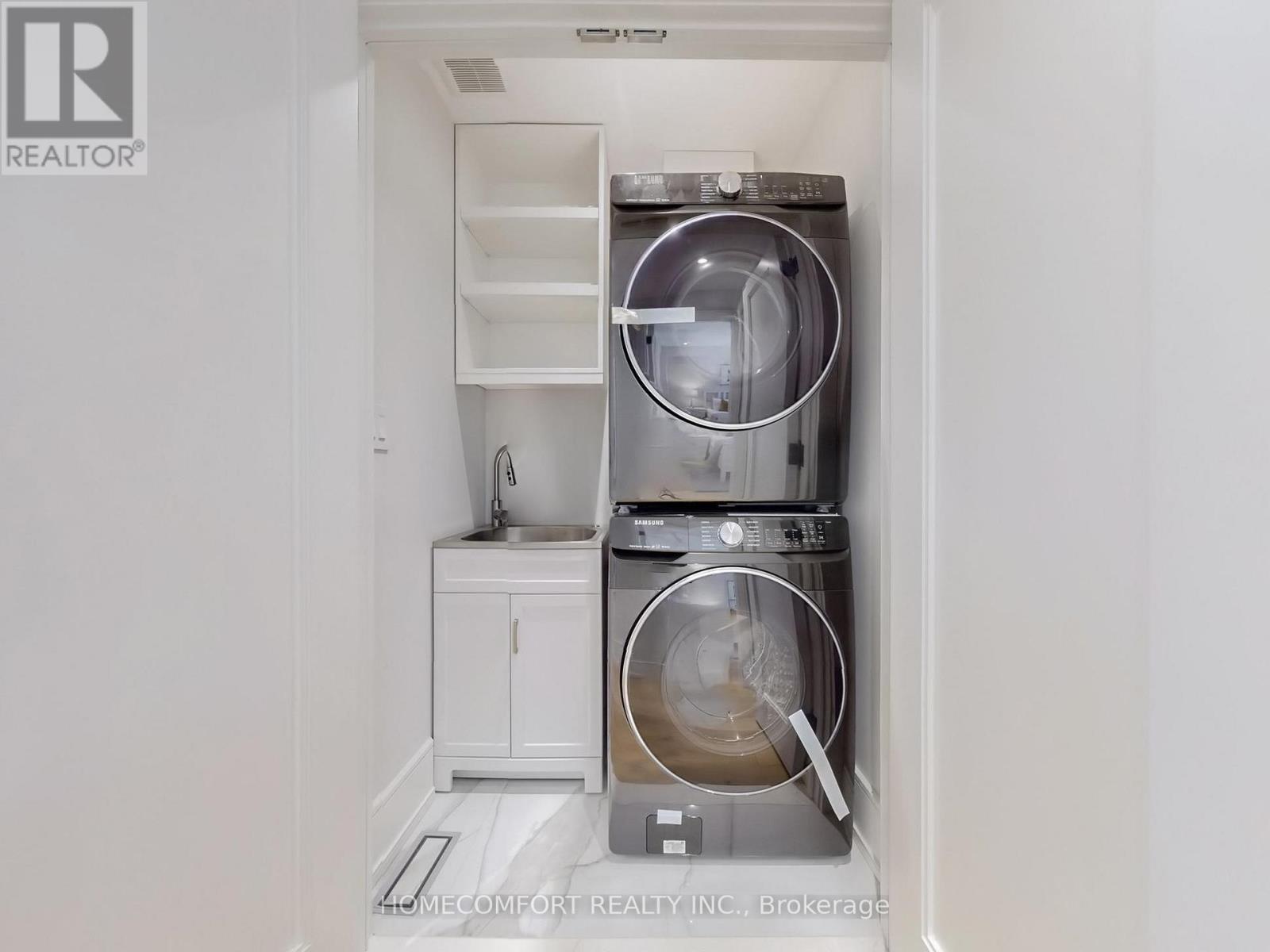 70 Bellefair Avenue, Toronto, Ontario  M4L 3T8 - Photo 27 - E12974578