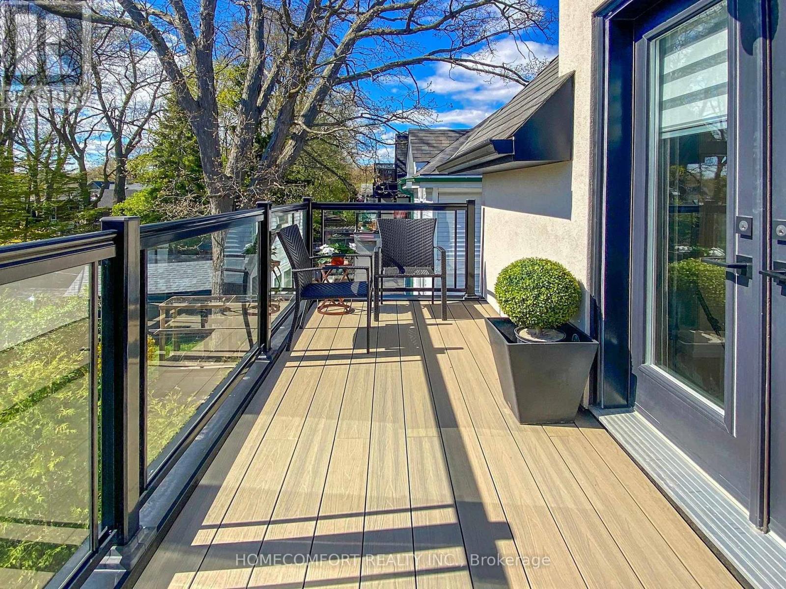 70 Bellefair Avenue, Toronto, Ontario  M4L 3T8 - Photo 43 - E12974578