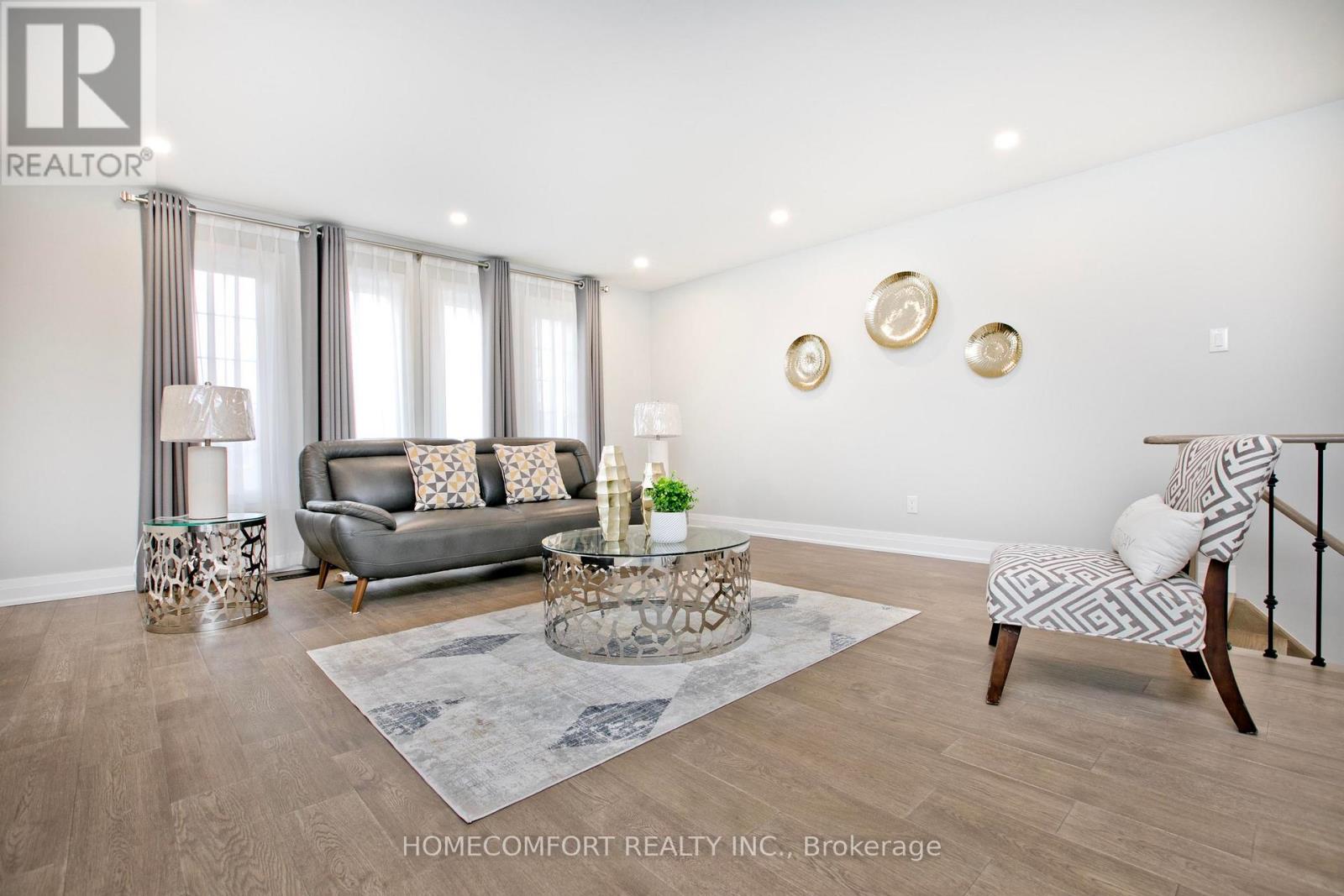 106 Danjohn Crescent, Toronto, Ontario  M1V 3N4 - Photo 11 - E12974586