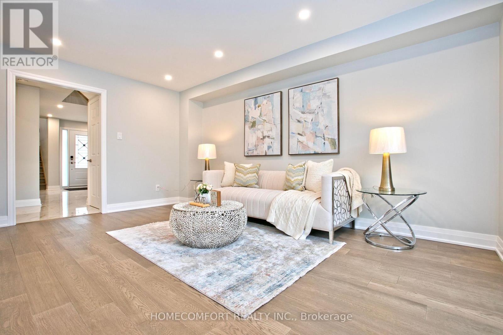 106 Danjohn Crescent, Toronto, Ontario  M1V 3N4 - Photo 4 - E12974586