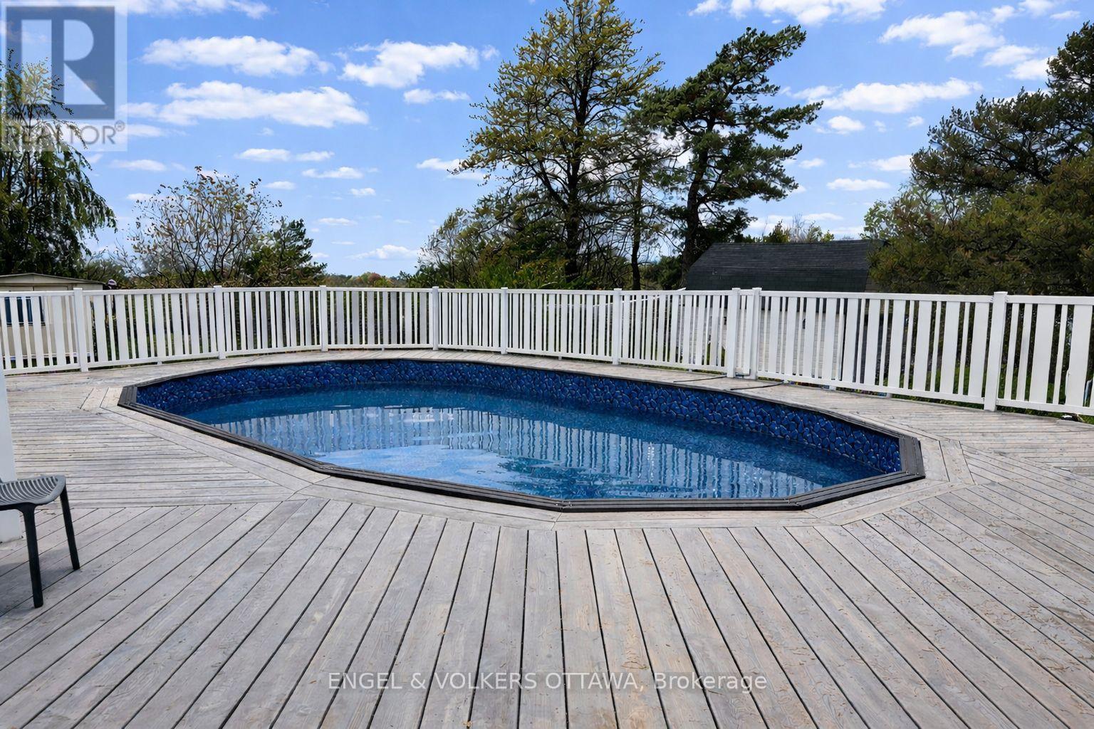 4624 Albion Road, Ottawa, Ontario  K1X 1A5 - Photo 43 - X12974508