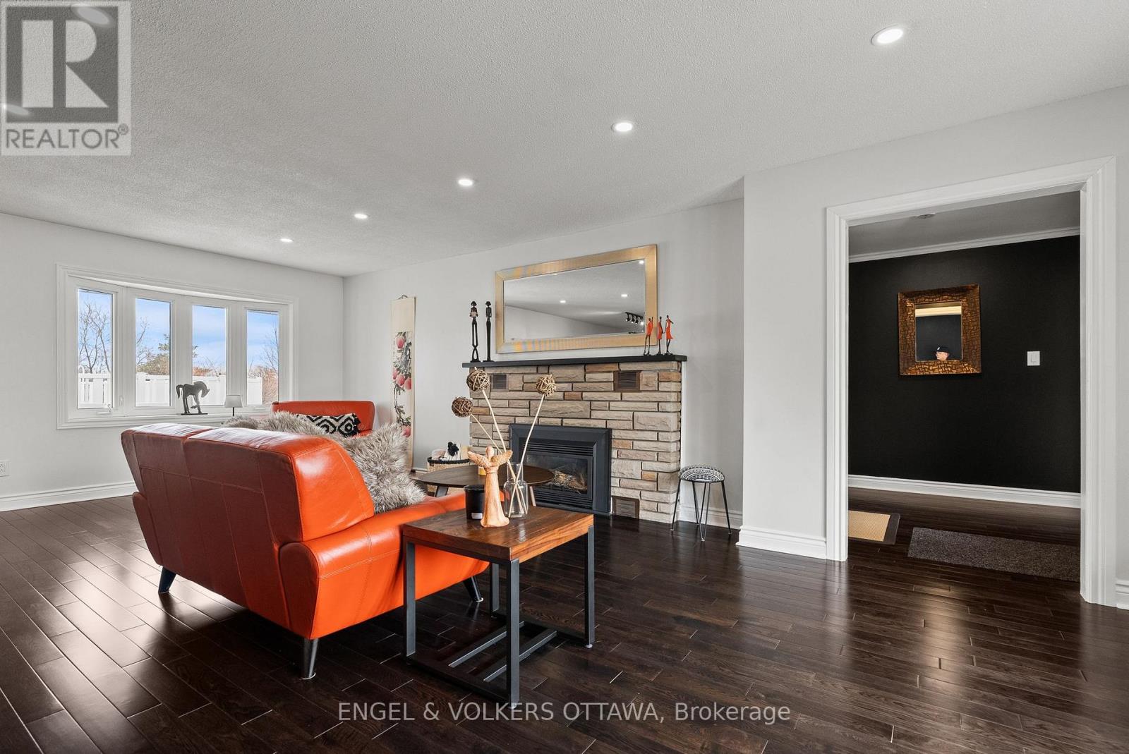 4624 Albion Road, Ottawa, Ontario  K1X 1A5 - Photo 8 - X12974508