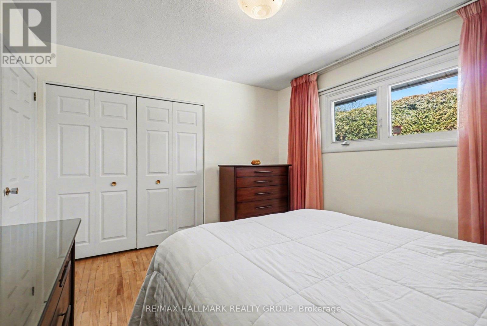 2354 Furby Avenue, Ottawa, Ontario  K1G 1E3 - Photo 16 - X12974568