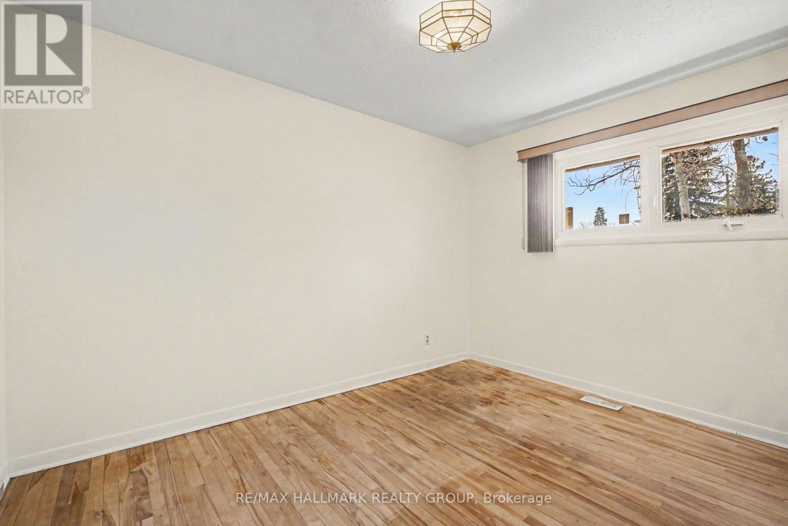 2354 Furby Avenue, Ottawa, Ontario  K1G 1E3 - Photo 20 - X12974568