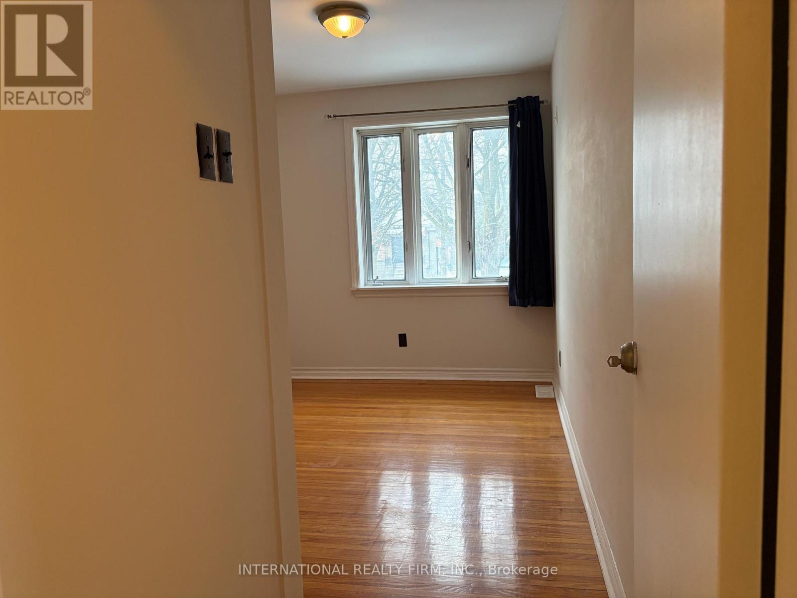 Main - 397 Centre Street E, Richmond Hill, Ontario  L4C 1B5 - Photo 11 - N12974514