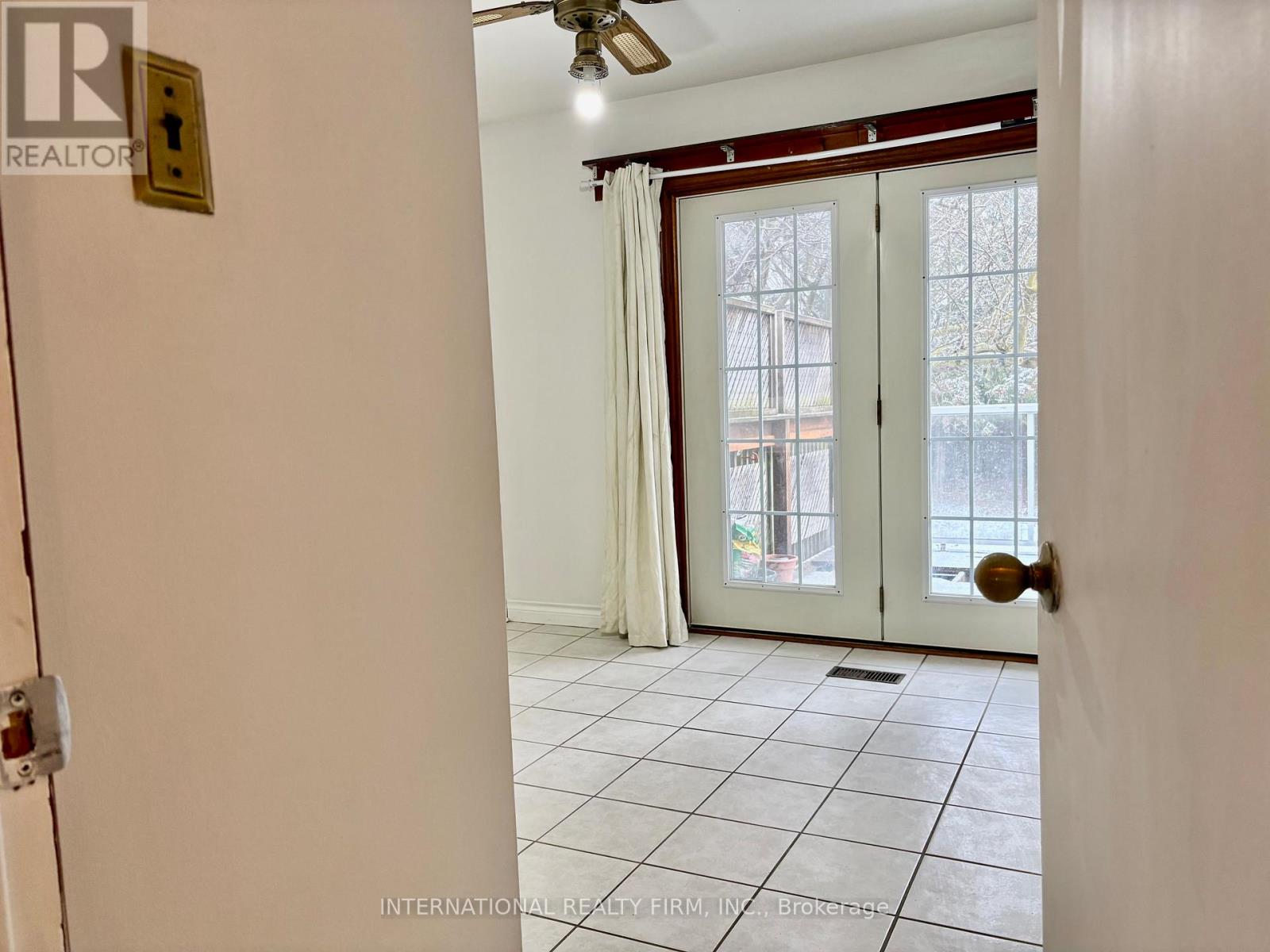 Main - 397 Centre Street E, Richmond Hill, Ontario  L4C 1B5 - Photo 12 - N12974514