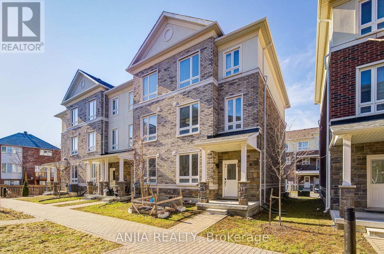 64 CHICAGO LANE, Markham, Ontario