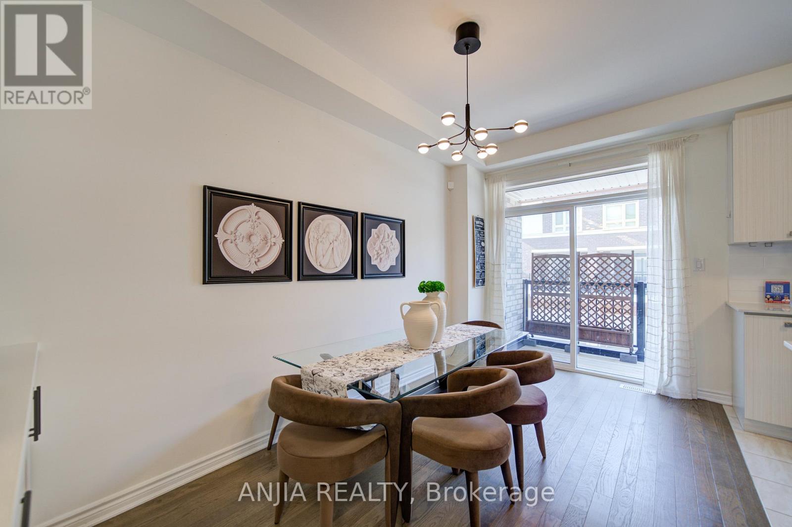 64 Chicago Lane, Markham, Ontario  L6E 2C1 - Photo 15 - N12974544