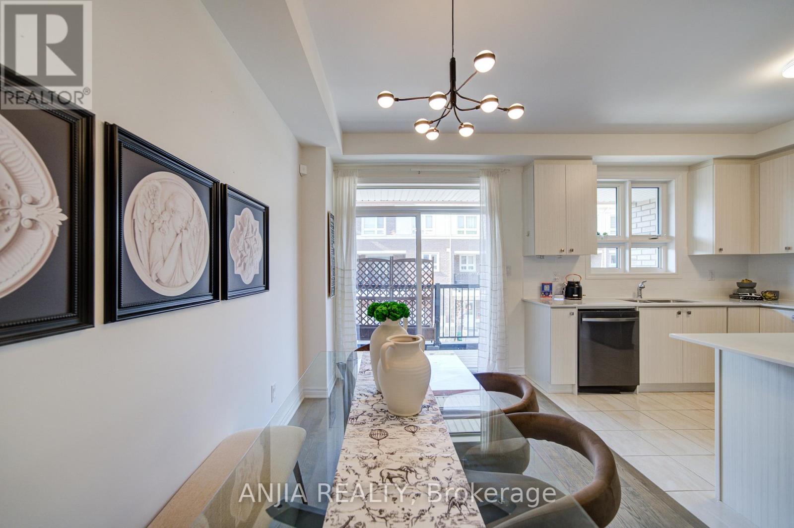 64 Chicago Lane, Markham, Ontario  L6E 2C1 - Photo 16 - N12974544