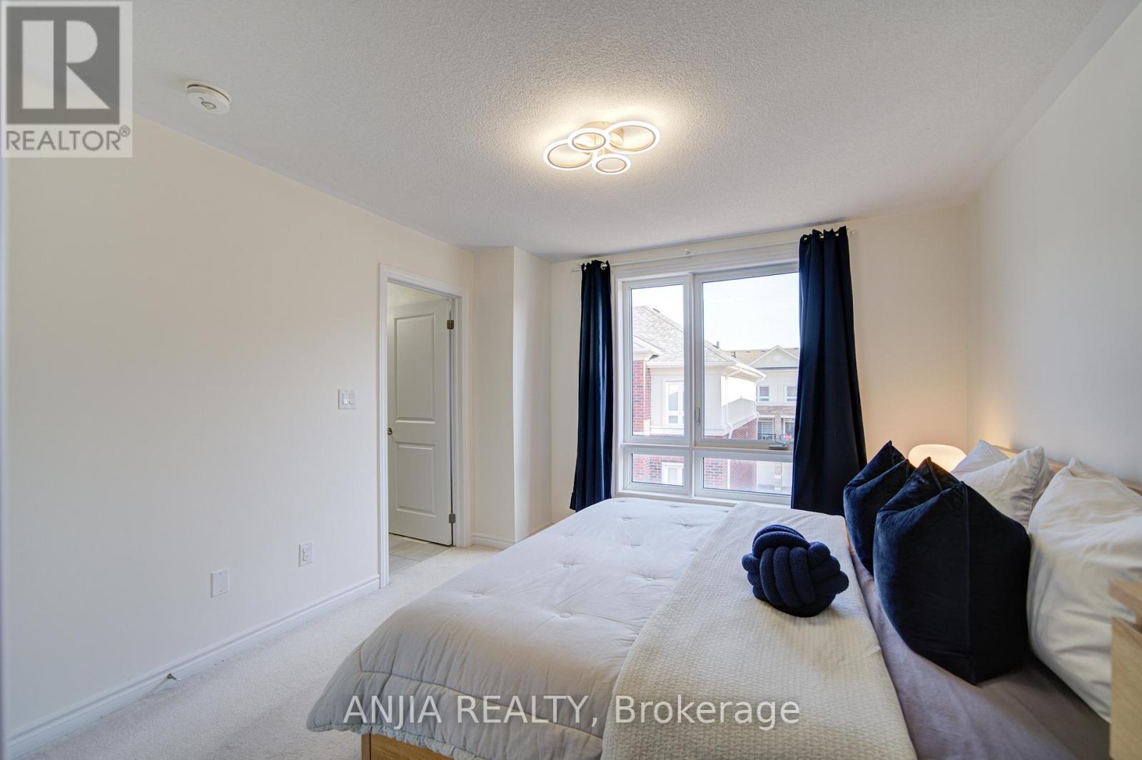 64 Chicago Lane, Markham, Ontario  L6E 2C1 - Photo 34 - N12974544