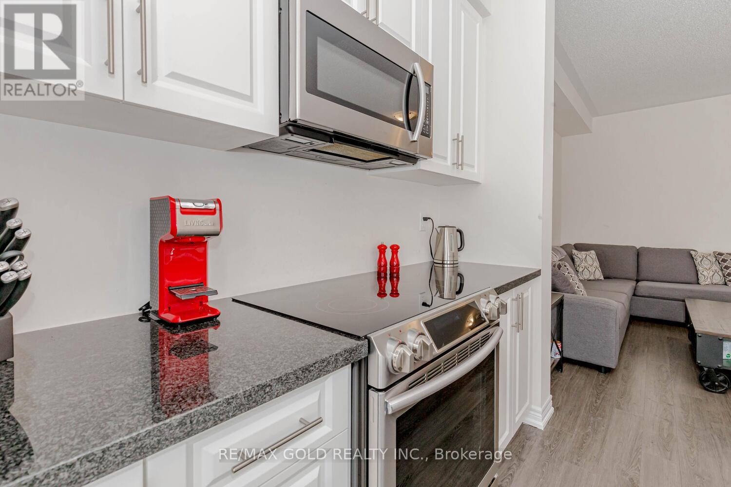 109 Benadir Avenue, Caledon, Ontario  L7C 2J3 - Photo 17 - W12974510