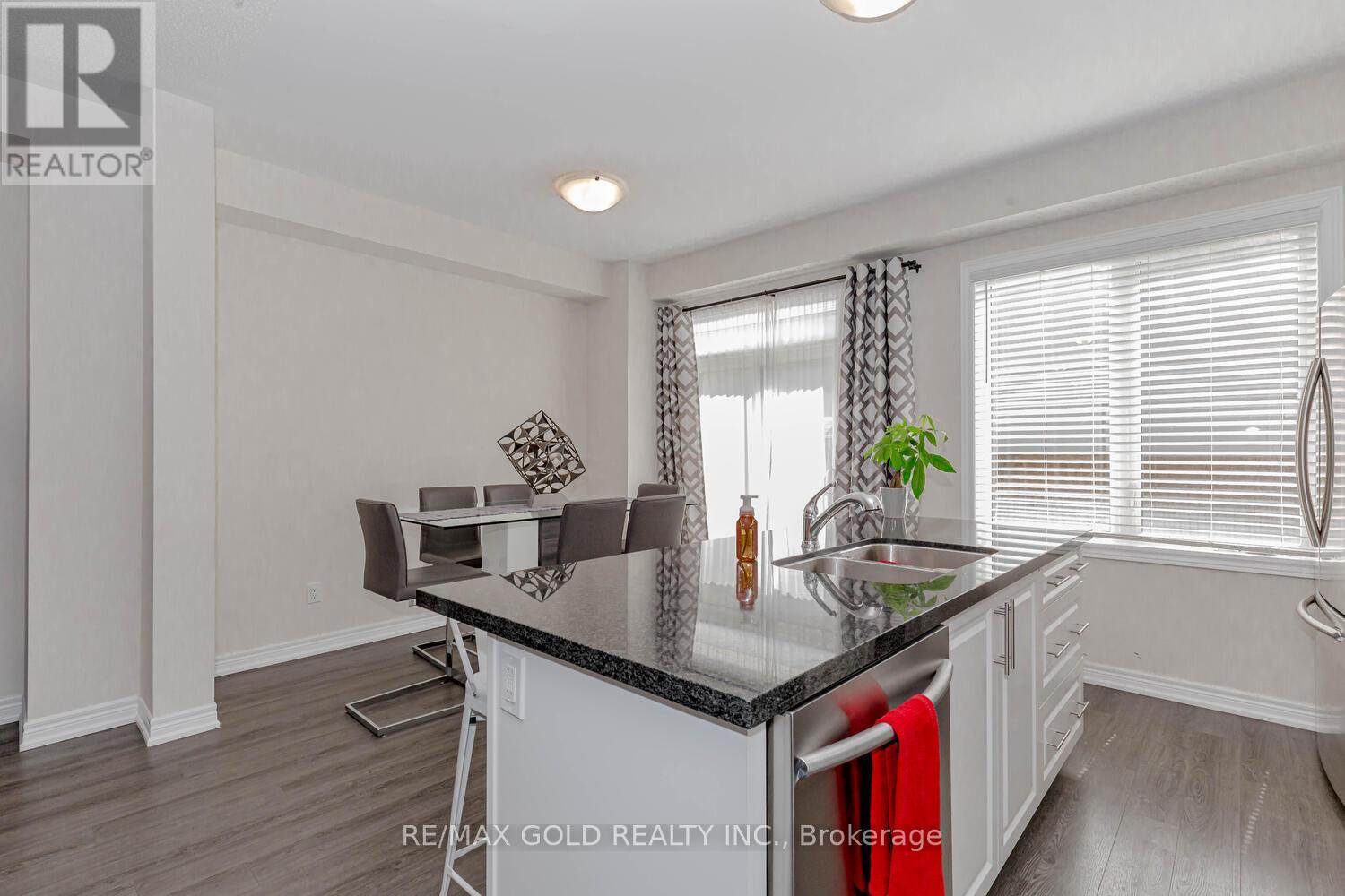 109 Benadir Avenue, Caledon, Ontario  L7C 2J3 - Photo 18 - W12974510