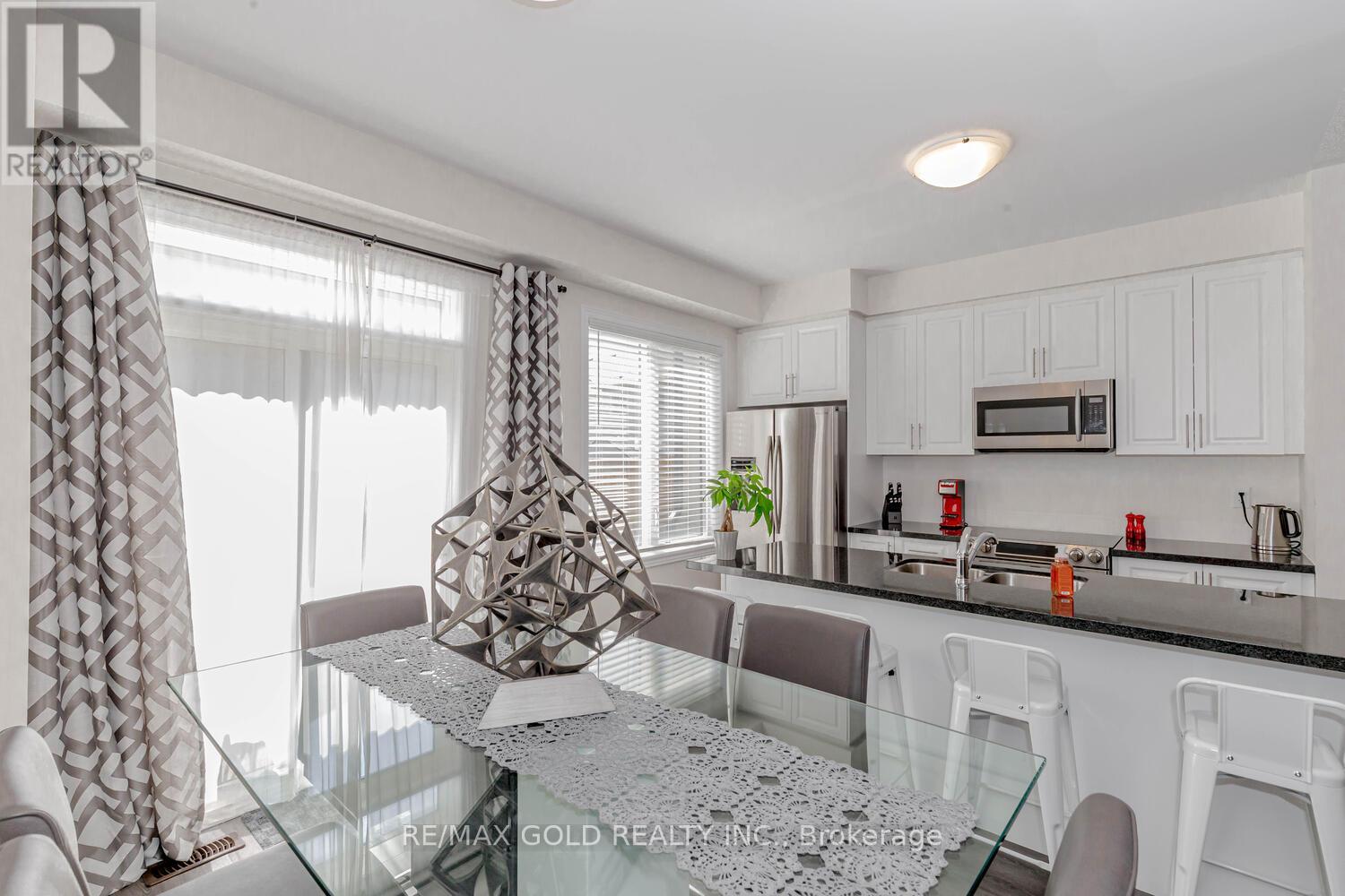 109 Benadir Avenue, Caledon, Ontario  L7C 2J3 - Photo 21 - W12974510