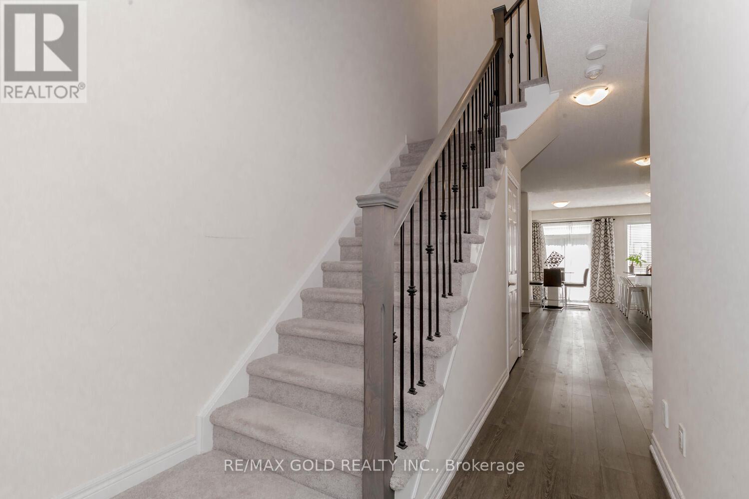 109 Benadir Avenue, Caledon, Ontario  L7C 2J3 - Photo 7 - W12974510