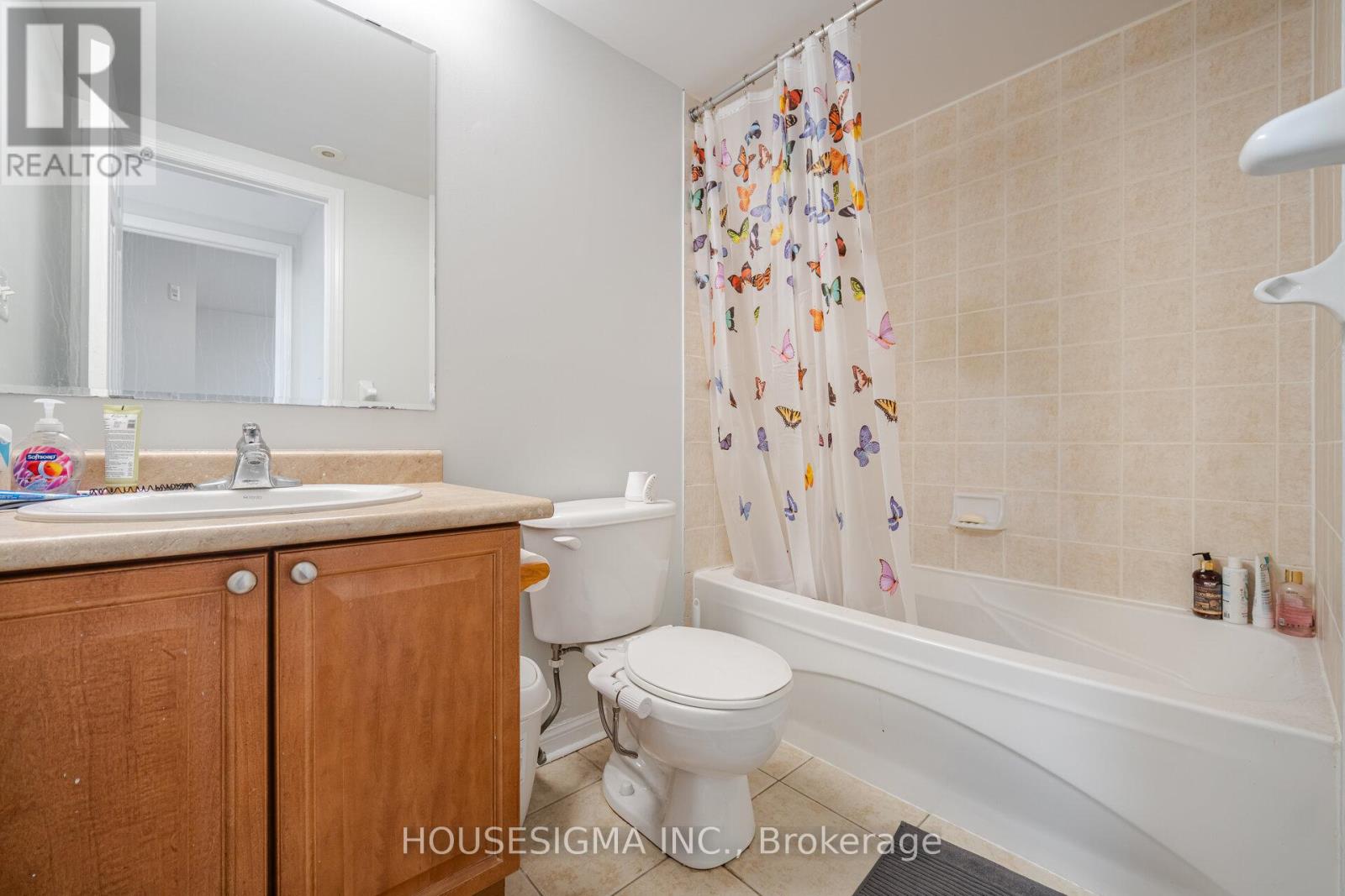 3 - 760 Neighbourhood Circle, Mississauga, Ontario  L5B 0B6 - Photo 19 - W12974526