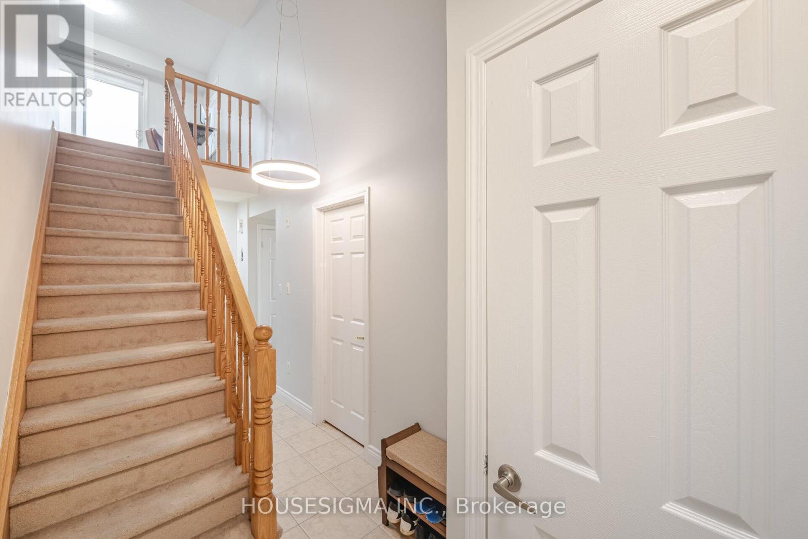 3 - 760 Neighbourhood Circle, Mississauga, Ontario  L5B 0B6 - Photo 22 - W12974526