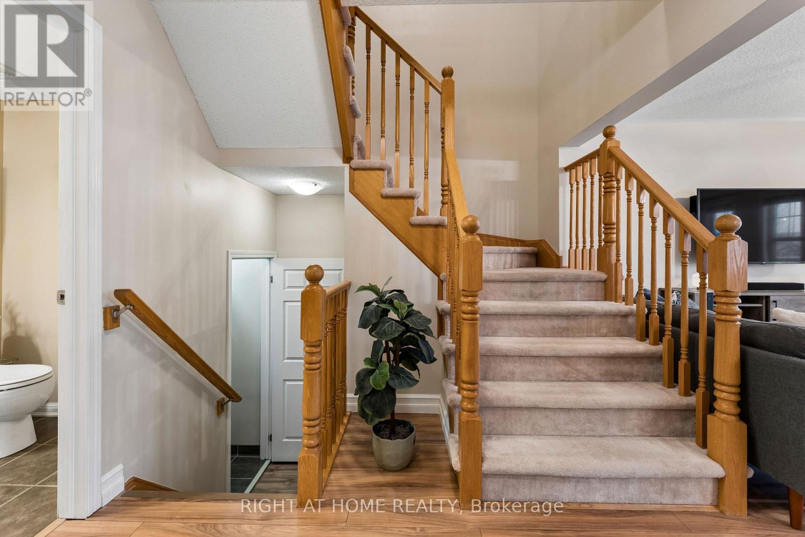 915 Deverell Place, Milton, Ontario  L9T 0M2 - Photo 13 - W12974560