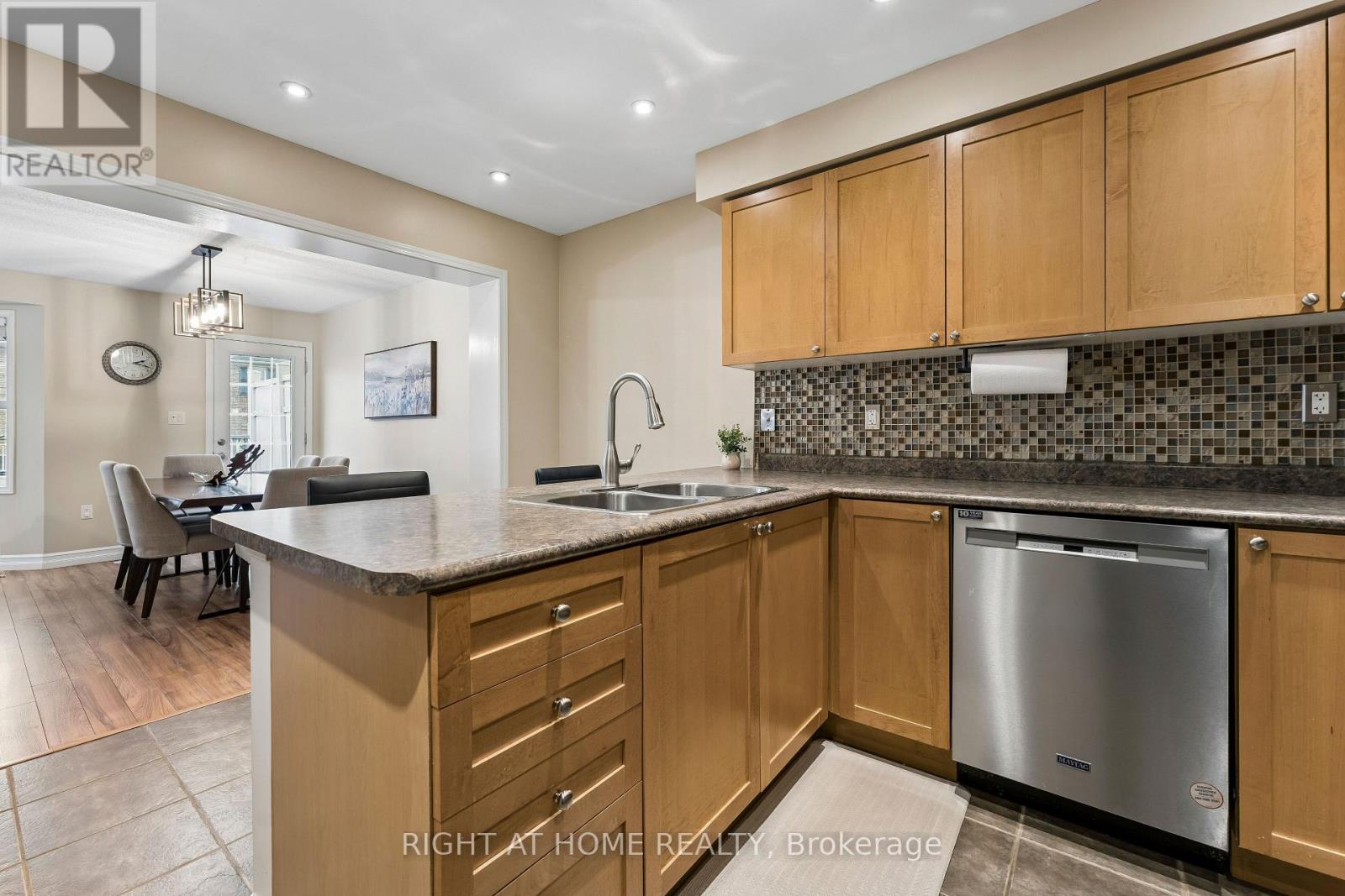 915 Deverell Place, Milton, Ontario  L9T 0M2 - Photo 17 - W12974560