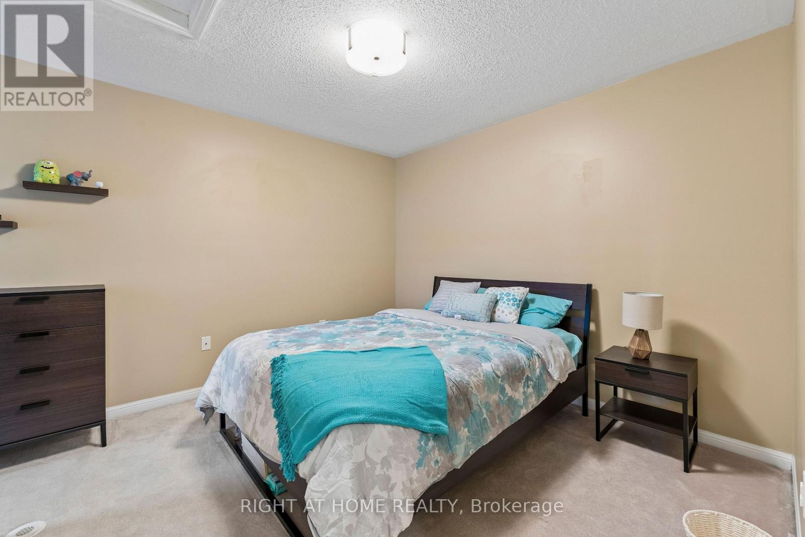 915 Deverell Place, Milton, Ontario  L9T 0M2 - Photo 34 - W12974560