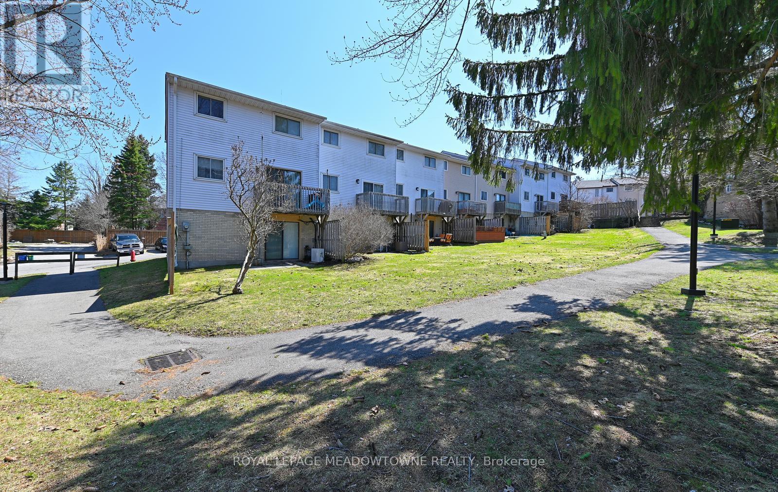 74 - 80 Lynden Circle, Halton Hills, Ontario  L7G 4Y8 - Photo 36 - W12974582