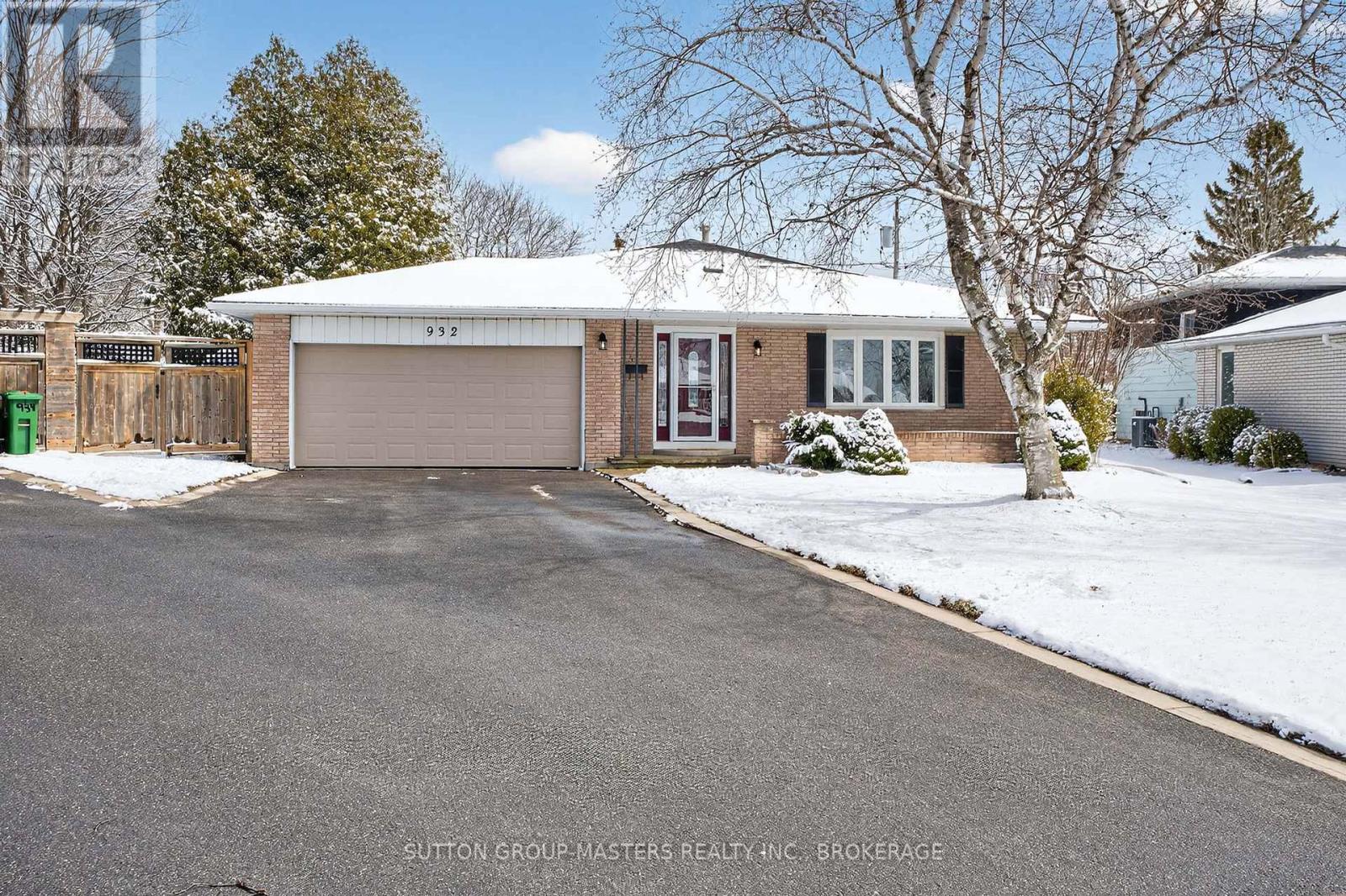 932 Brodie Avenue, Kingston, Ontario K7M 4P9 - Photo 2 - X12974512