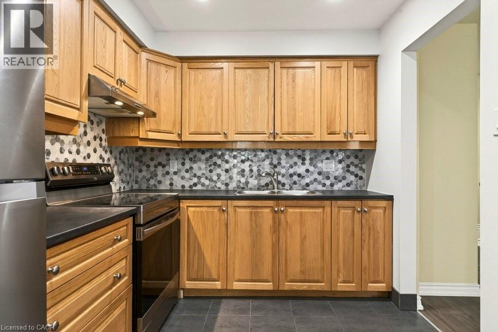 30 Dundalk Drive Unit# 40, Scarborough, Ontario  M1P 4W1 - Photo 12 - 40818431