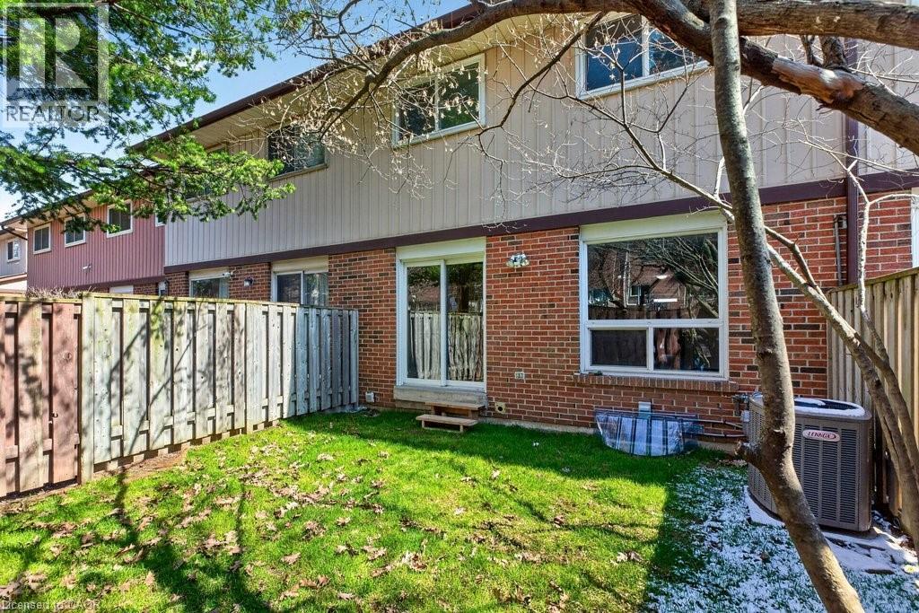 30 Dundalk Drive Unit# 40, Scarborough, Ontario  M1P 4W1 - Photo 36 - 40818431