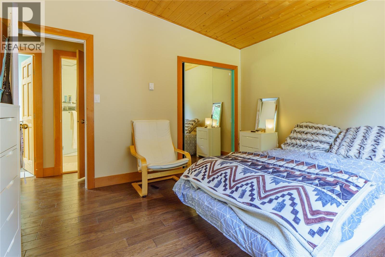 1108 Abraham Dr, Tofino, British Columbia  V0R 2Z0 - Photo 15 - 1031053