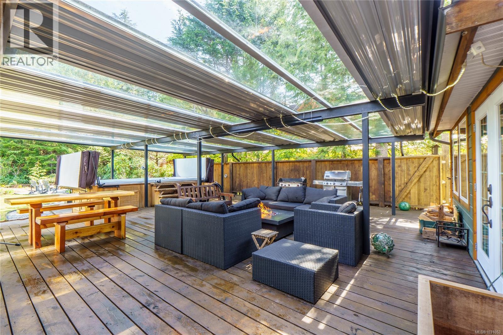 1108 Abraham Dr, Tofino, British Columbia  V0R 2Z0 - Photo 26 - 1031053