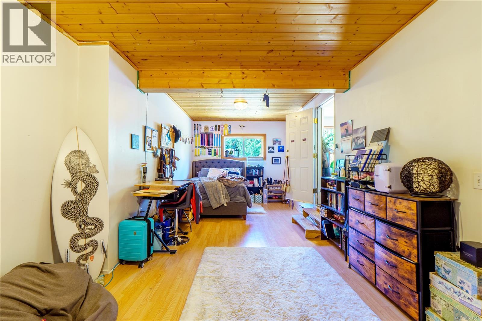 1108 Abraham Dr, Tofino, British Columbia  V0R 2Z0 - Photo 43 - 1031053