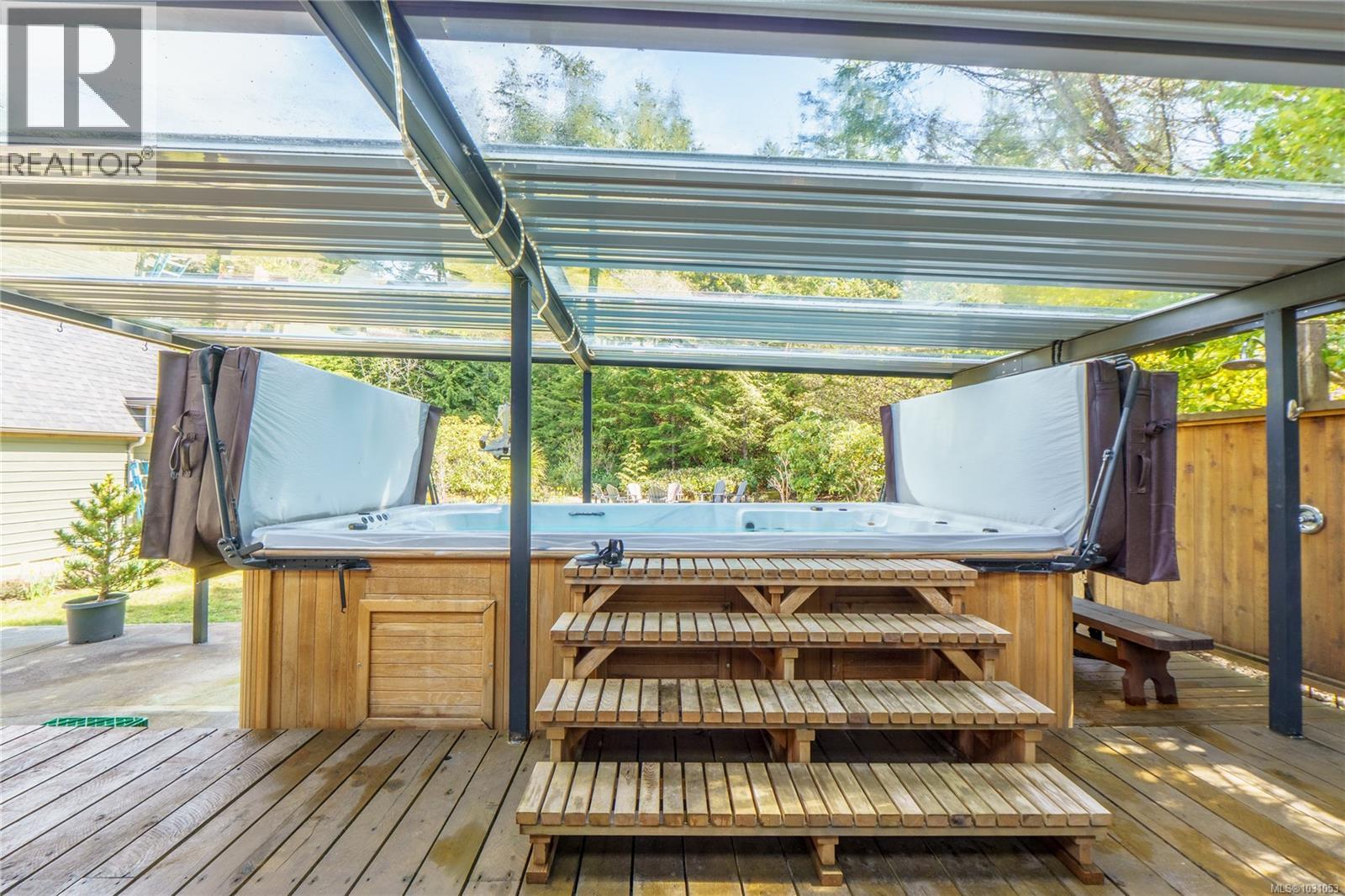 1108 Abraham Dr, Tofino, British Columbia  V0R 2Z0 - Photo 24 - 1031053